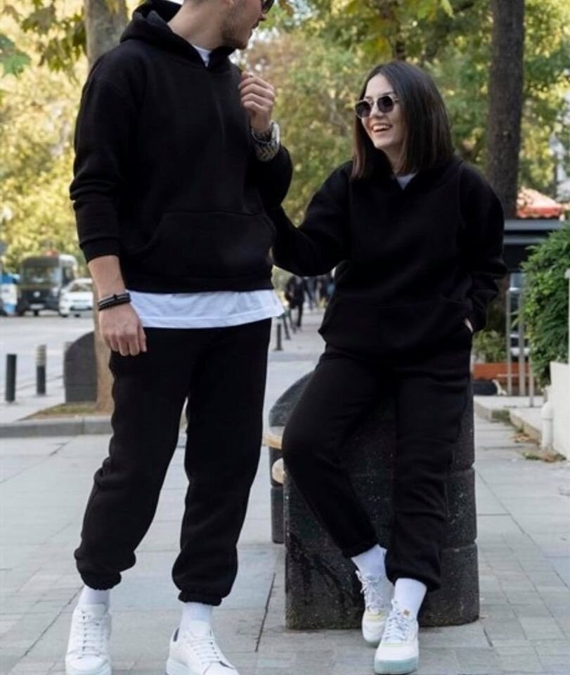 Black Tracksuit Унисекс модел