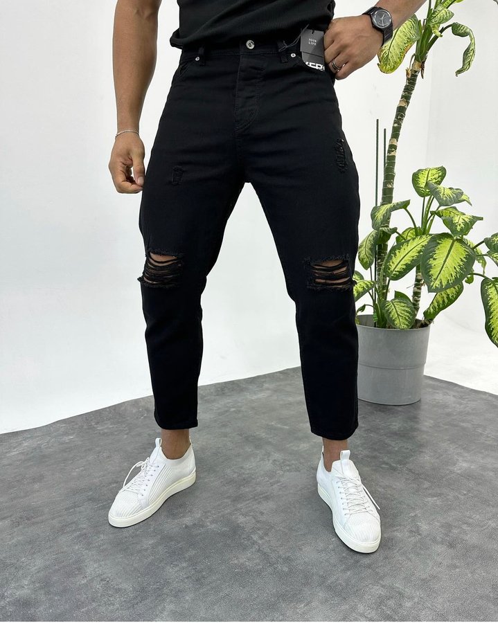 Boyfriend черни накъсани дънки 592